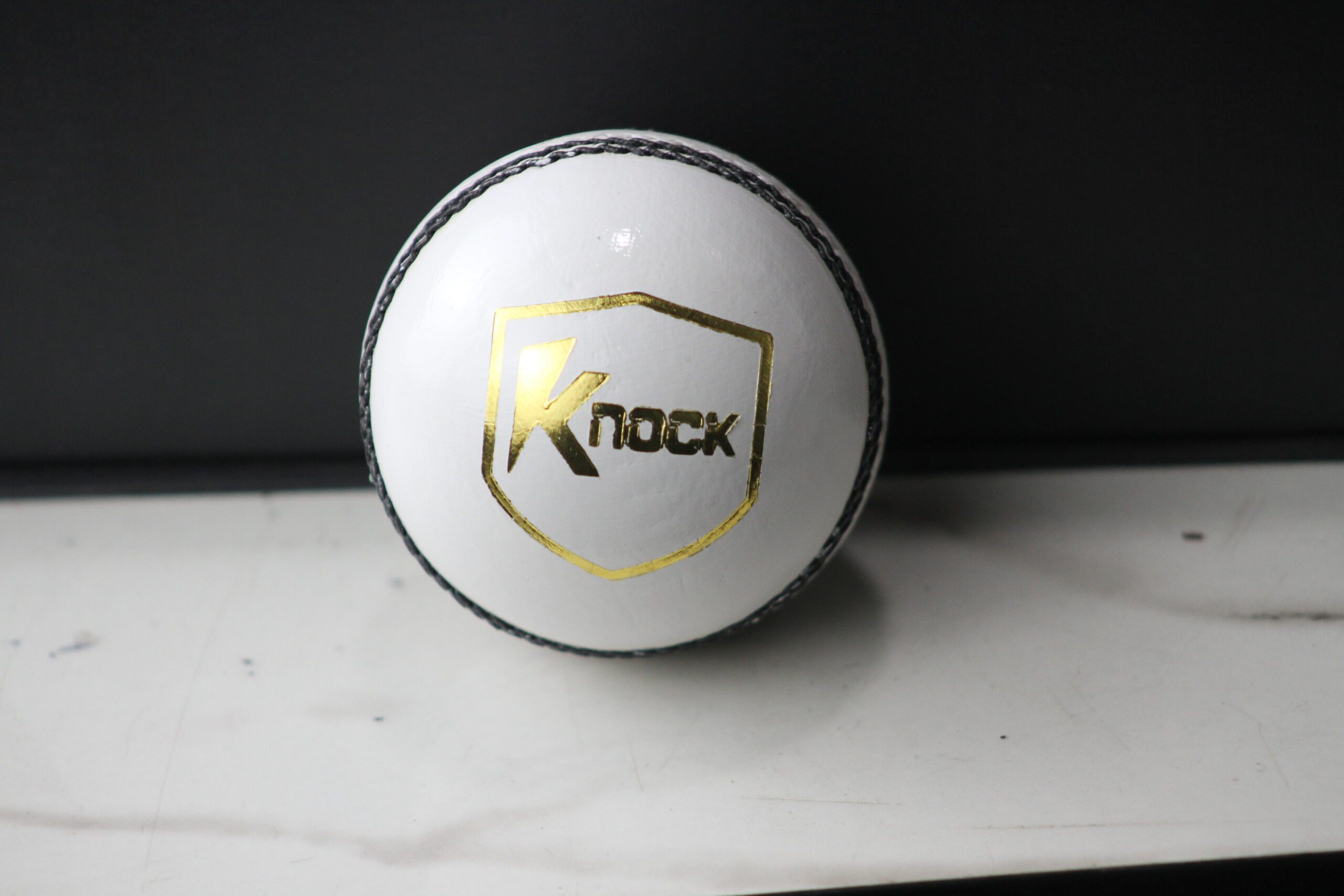 KNOCK SPORTS PREMIUM LEATHER BALLS BOX - Image 4