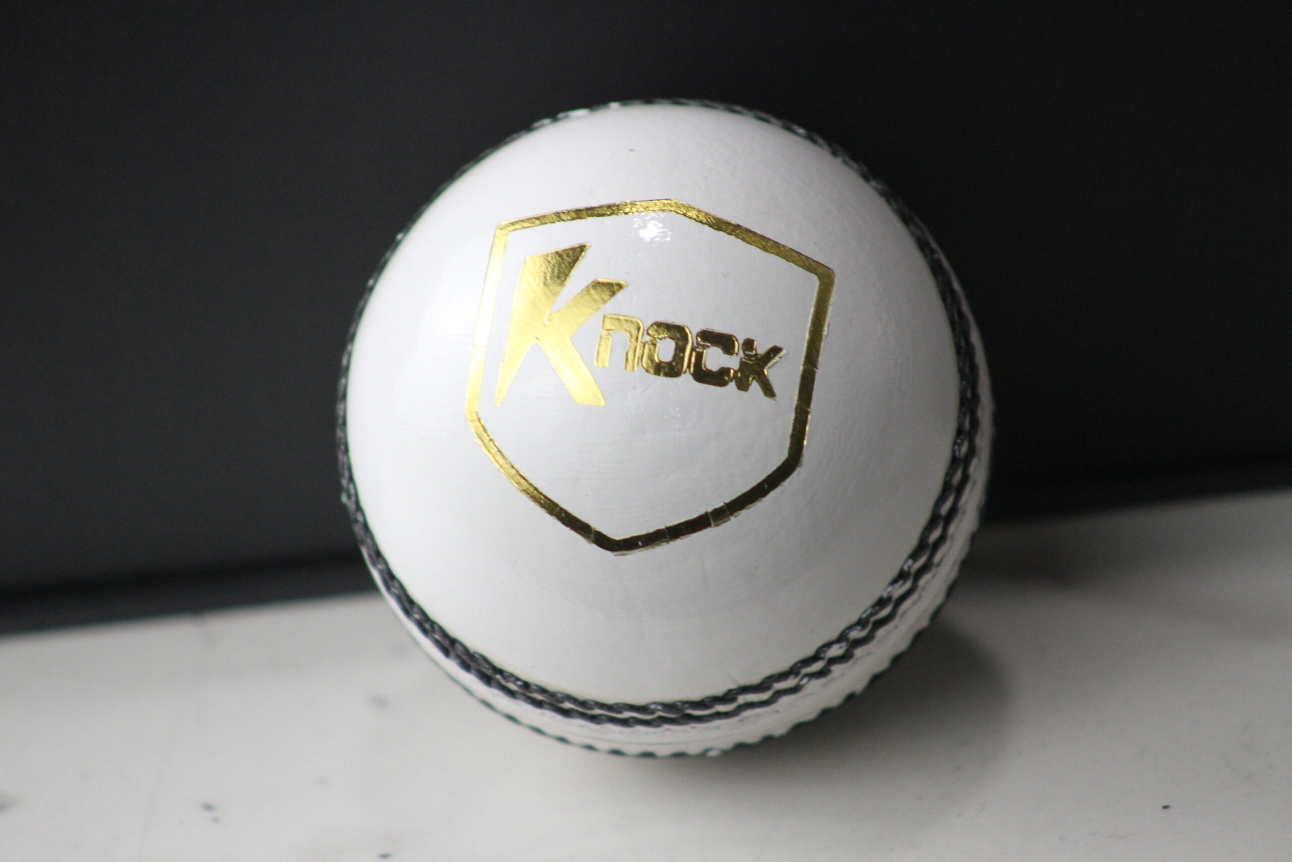 KNOCK SPORTS PREMIUM LEATHER BALLS BOX - Image 6
