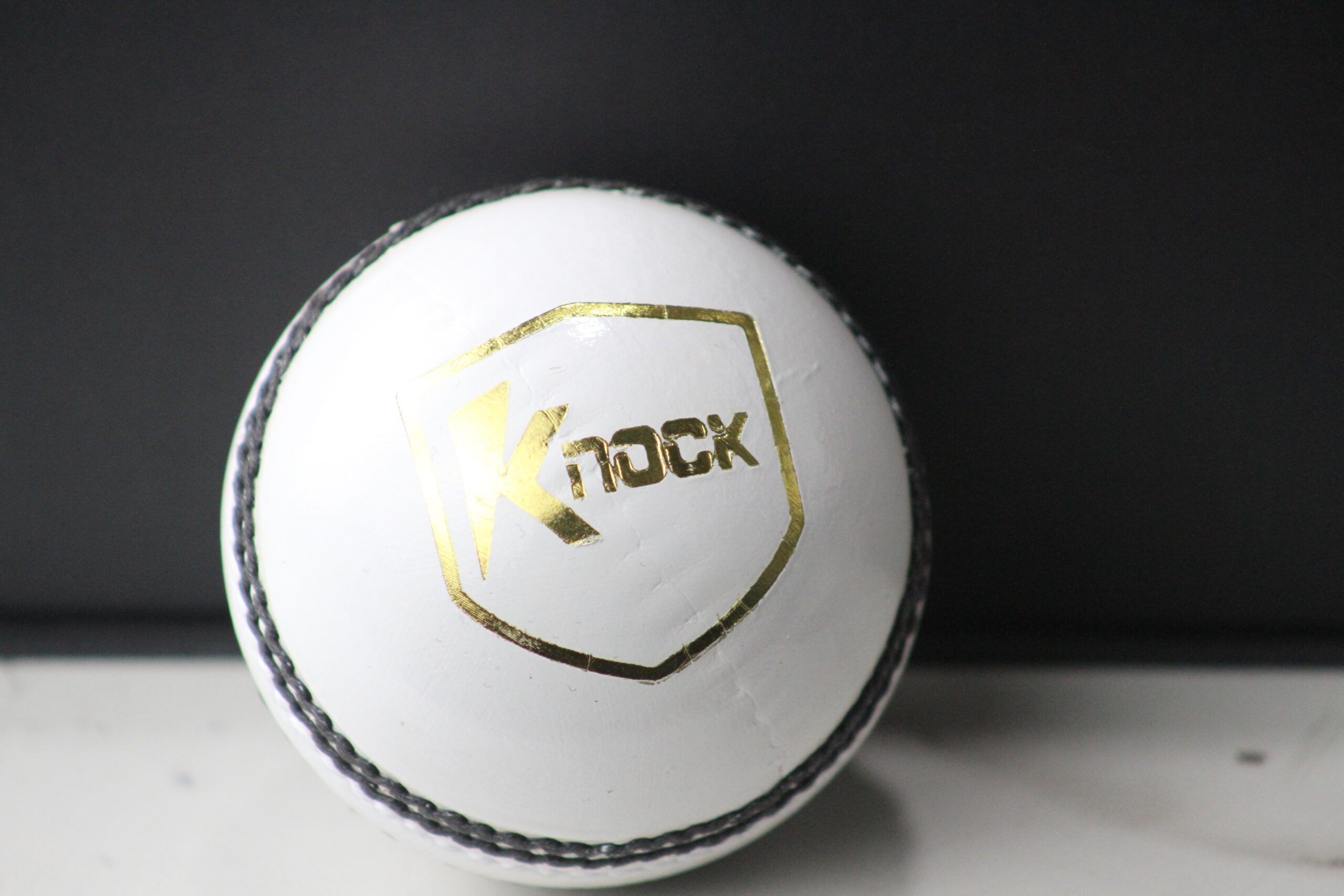 KNOCK SPORTS PREMIUM LEATHER BALLS BOX - Image 9